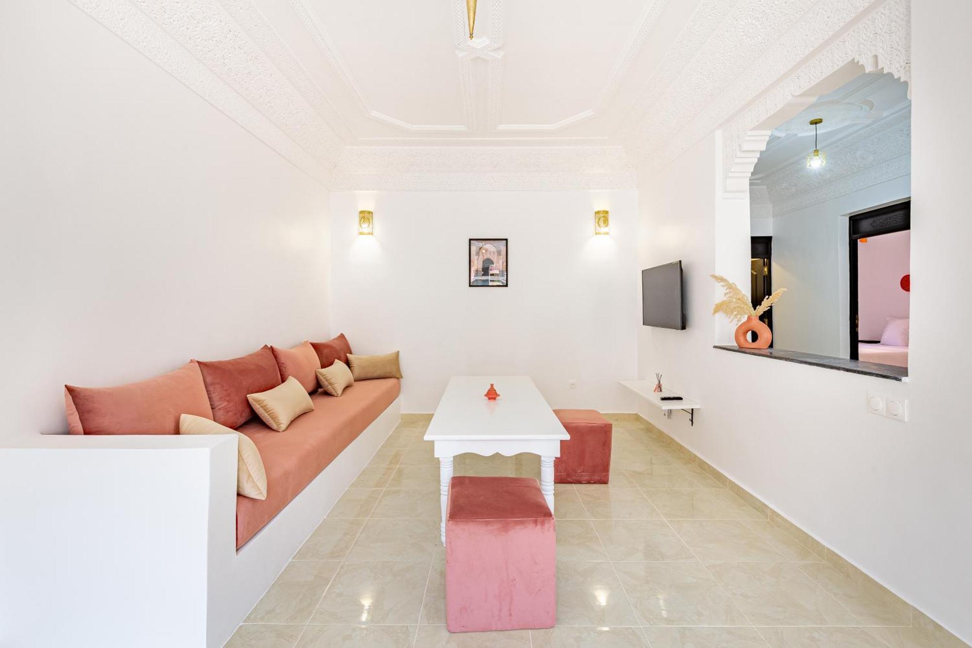 Riad Dar Juma, Suites & Appartements, Spa & Piscine Chauffee Marakeş Dış mekan fotoğraf