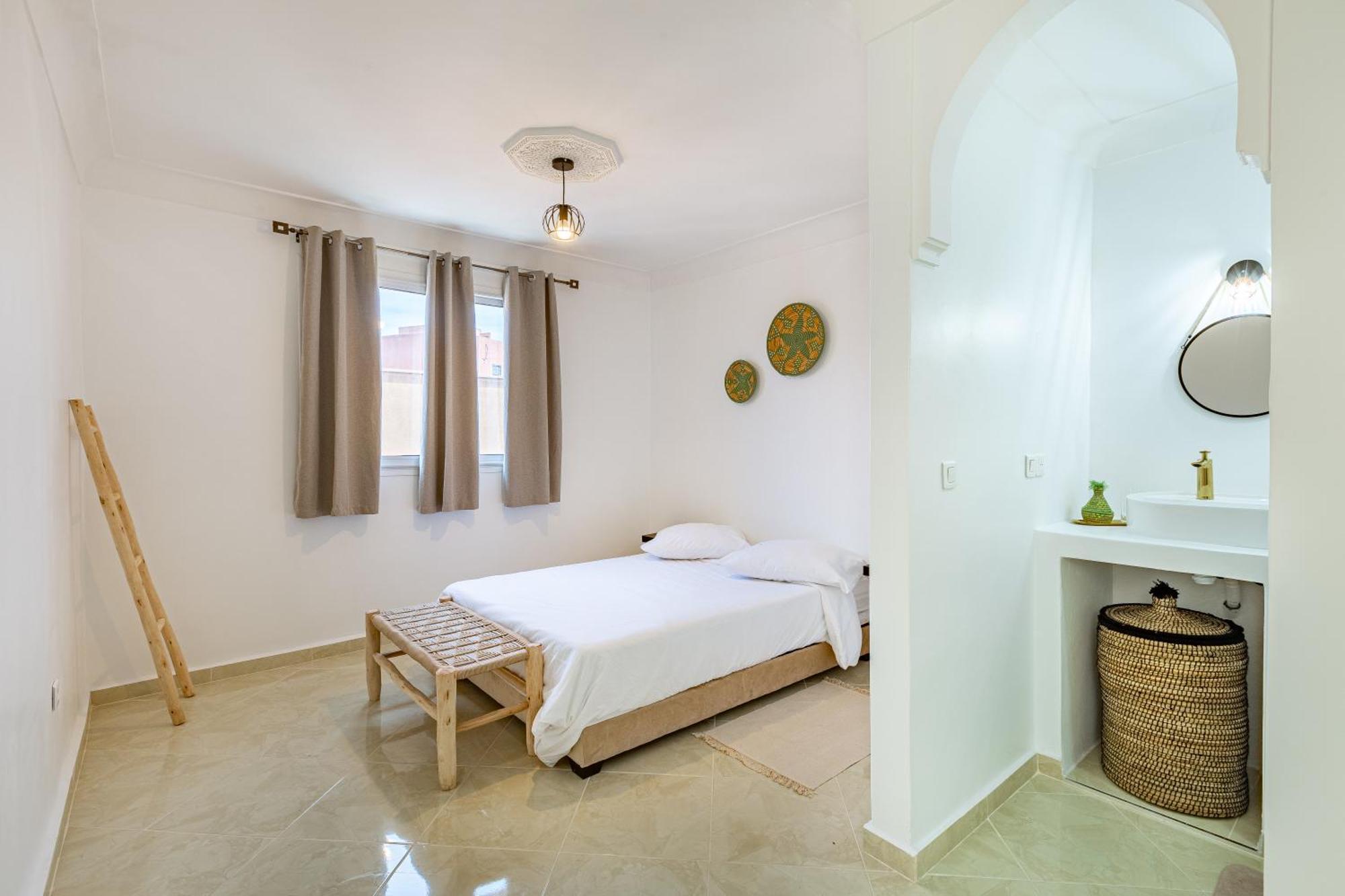 Riad Dar Juma, Suites & Appartements, Spa & Piscine Chauffee Marakeş Dış mekan fotoğraf