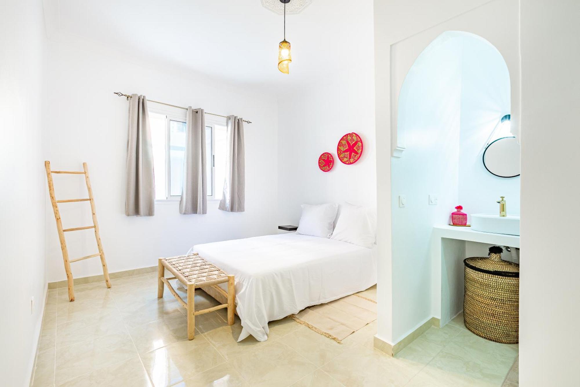 Riad Dar Juma, Suites & Appartements, Spa & Piscine Chauffee Marakeş Dış mekan fotoğraf