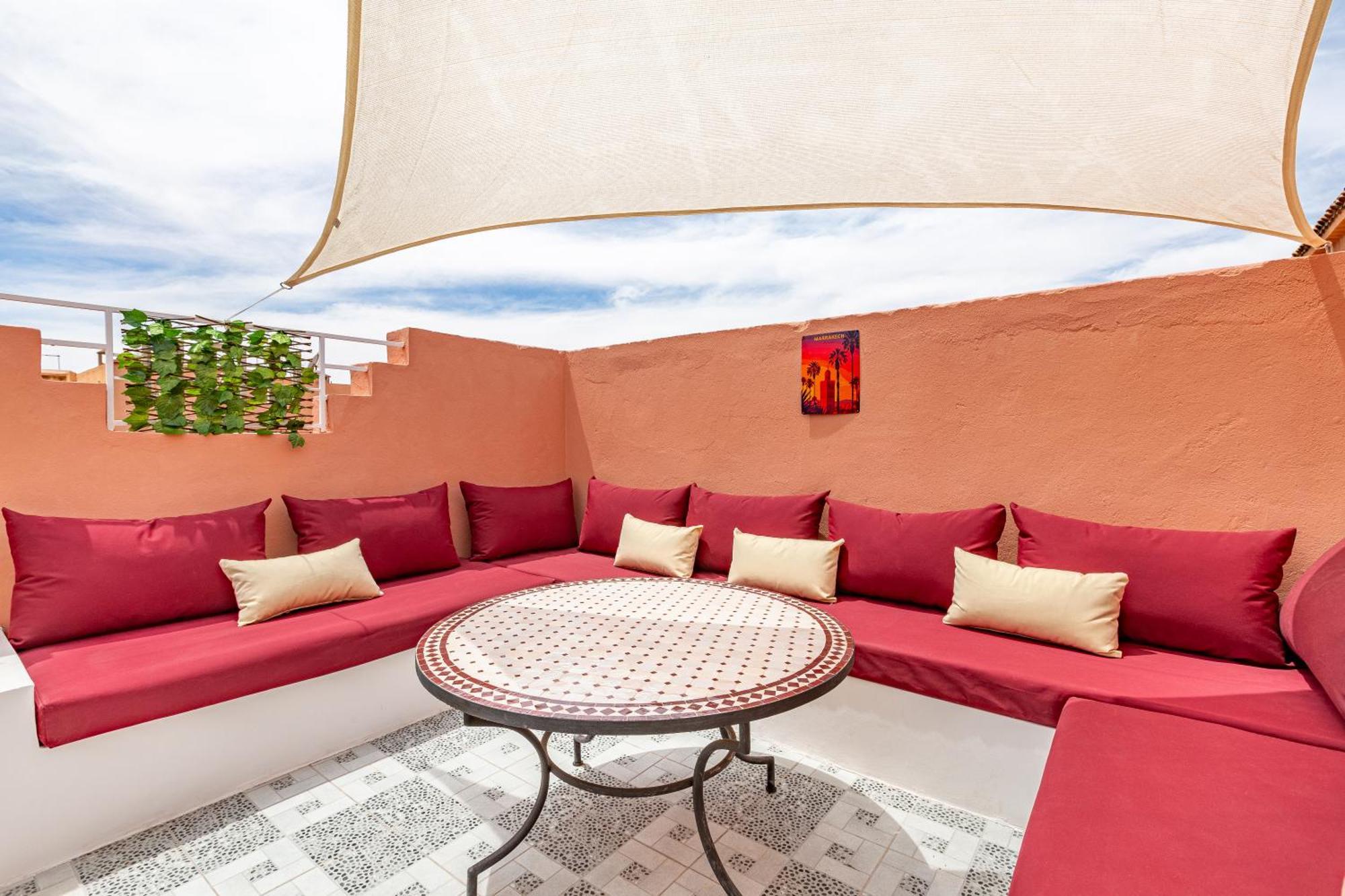 Riad Dar Juma, Suites & Appartements, Spa & Piscine Chauffee Marakeş Dış mekan fotoğraf