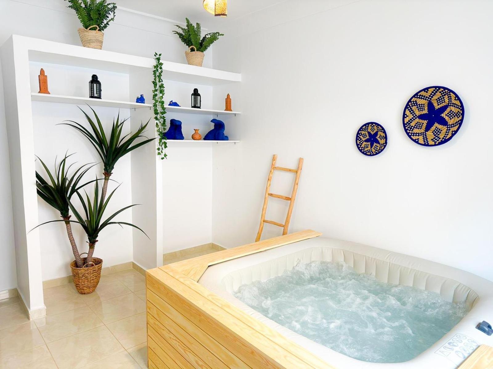 Riad Dar Juma, Suites & Appartements, Spa & Piscine Chauffee Marakeş Dış mekan fotoğraf